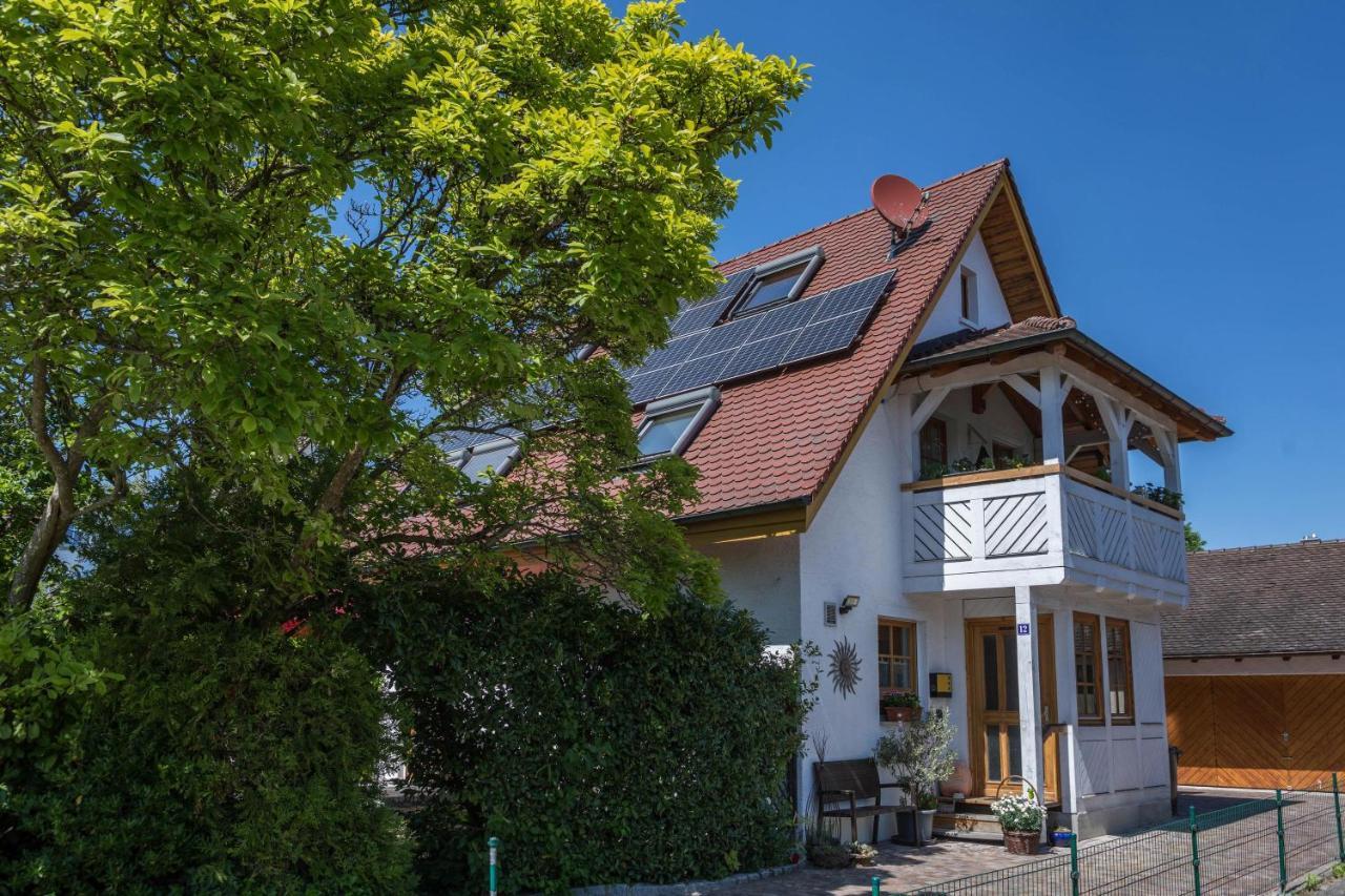 Appartement Haus Sonnenschein Gartentraum à Bermatingen Extérieur photo